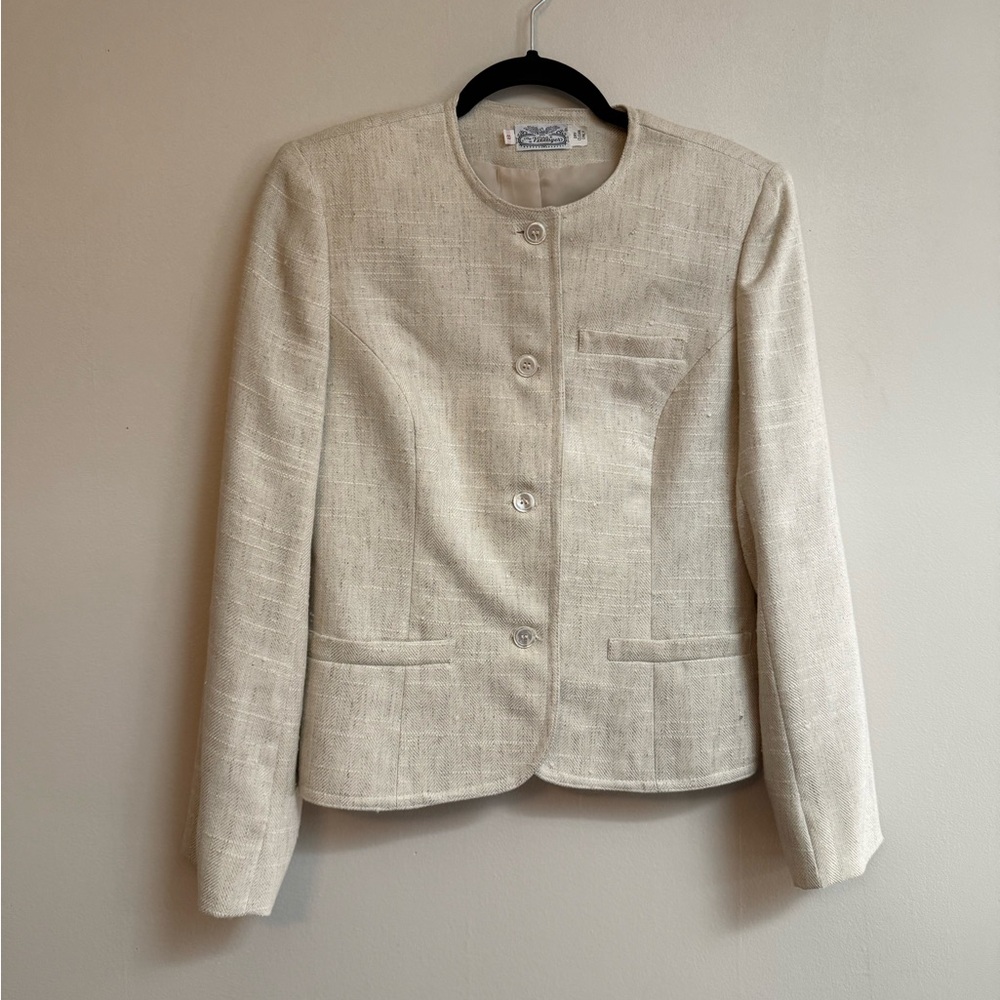 Vintage Women's Cream Crew Neck Blazer